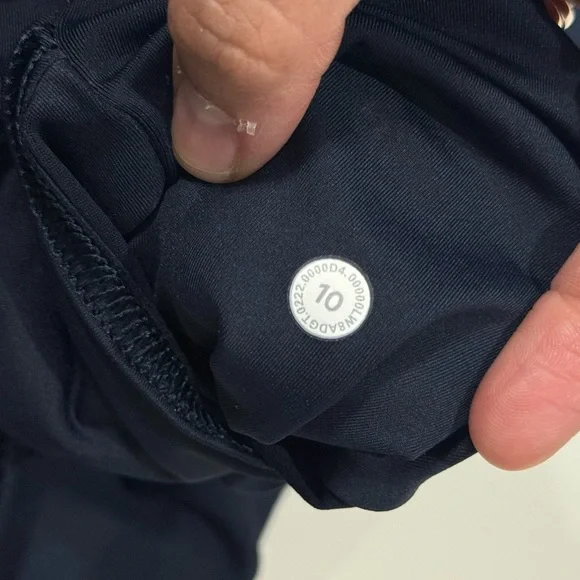 Lululemon Hotty Hot High-Rise Skirt *Long Size 10 - Picture 6 of 8